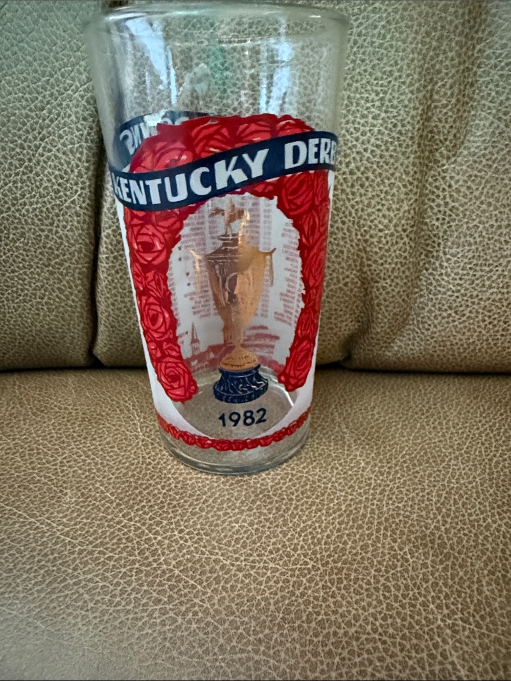 Kentucky Derby 1982 Rose Garland Trophy Glass